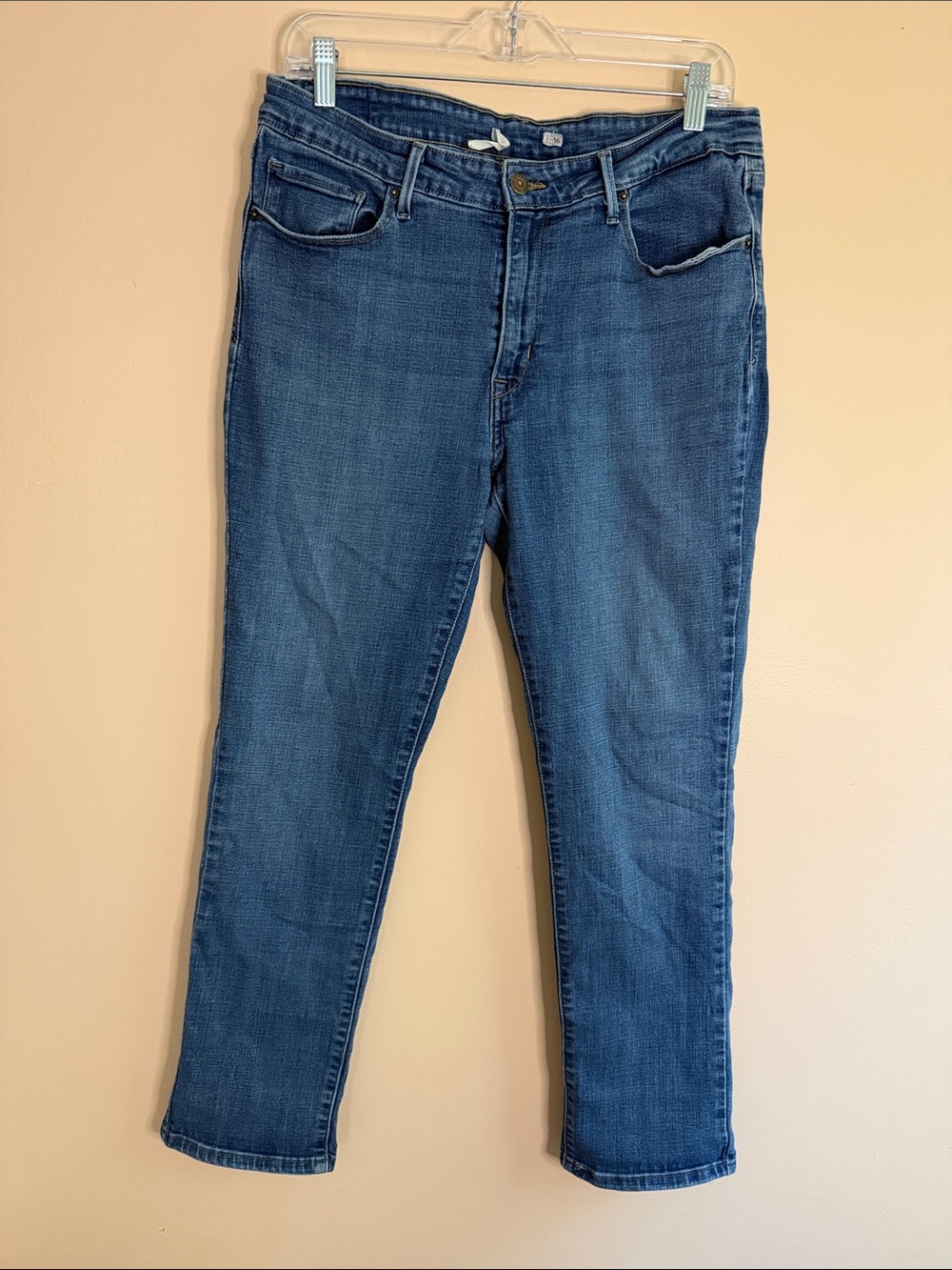 Women's Ankle-Length Mid-Rise Blue Jeans